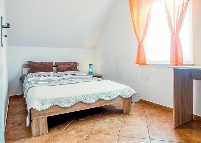 Holiday home Dom Szeregowy *